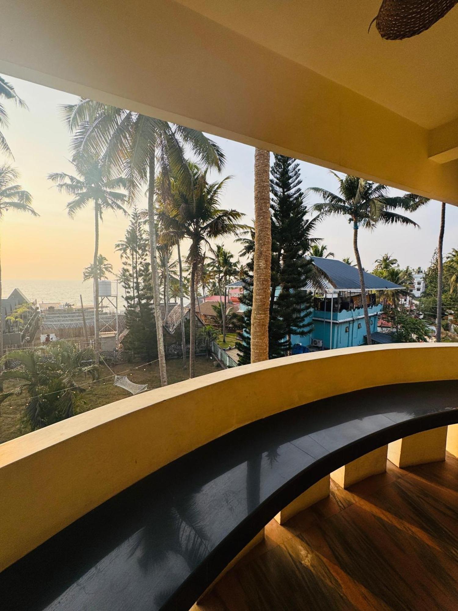 Beach View Balcony Resort By Hello Varkala Exteriér fotografie